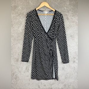 Max Studio Dress Womens Medium Black White Long Sleeve Pullover Stretch- 8982*